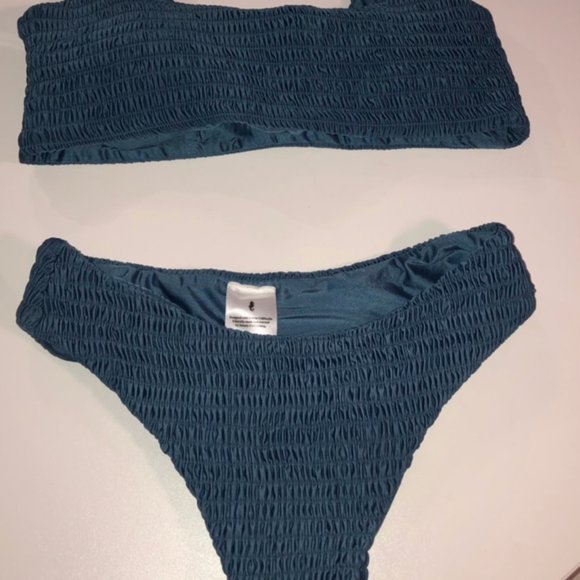 Bathing suit - Picture 4 of 4